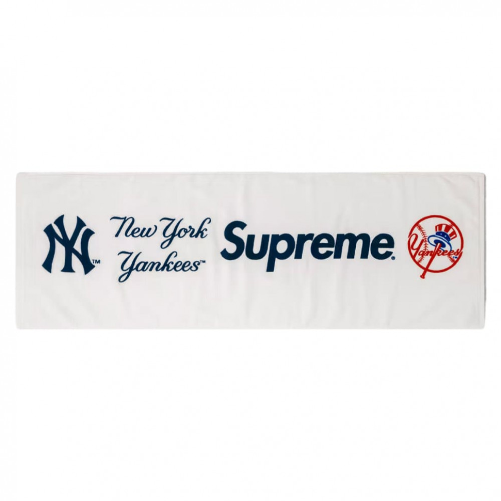 Supreme New York Yankees Hand Towel (White)