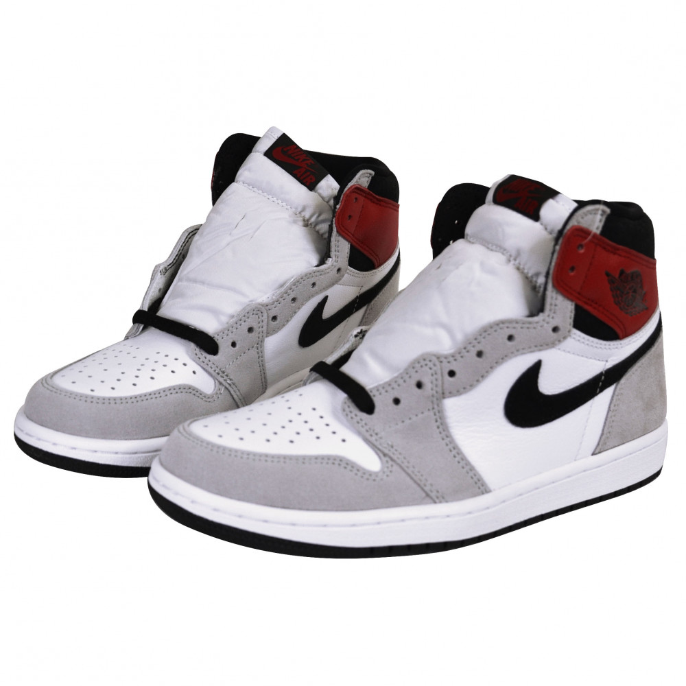 Nike Air Jordan 1 (Smoke Grey)