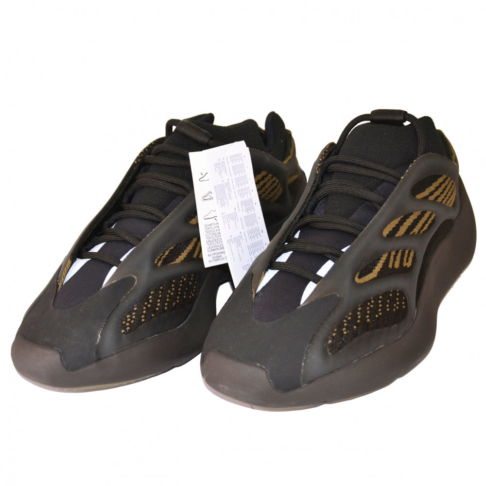 adidas Yeezy 700 V3 (Clay Brown)