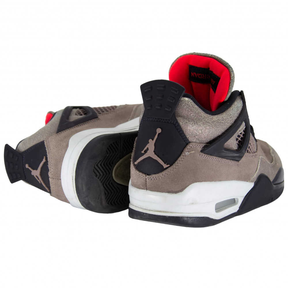 Nike Air Jordan 4 Retro (Taupe Haze)