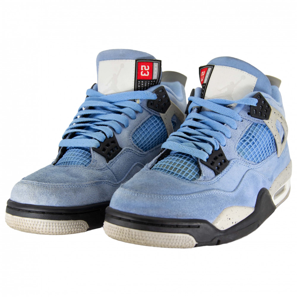 Nike Air Jordan 4 Retro (University Blue)