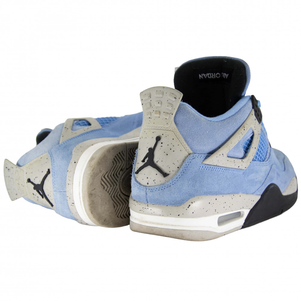 Nike Air Jordan 4 Retro (University Blue)
