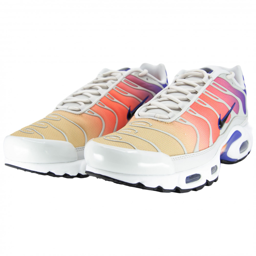 Nike Air Max Plus (Light Wild Mango)