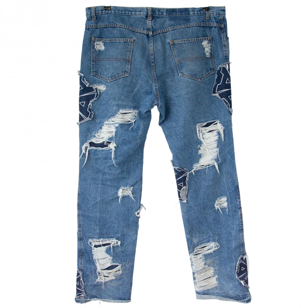 Alure Monogram Disstressed Jeans (Blue)