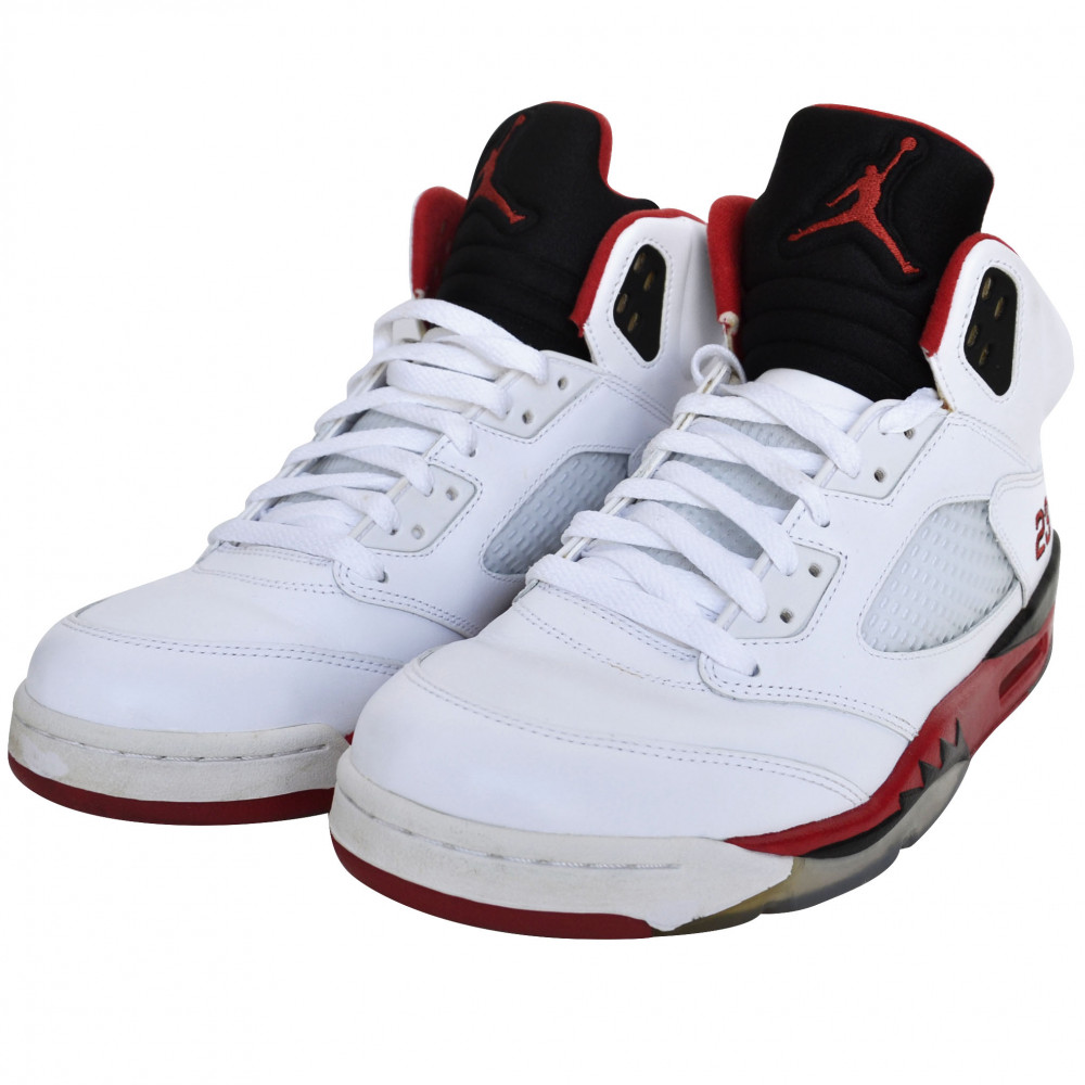 Nike Air Jordan 5 (Fire Red)