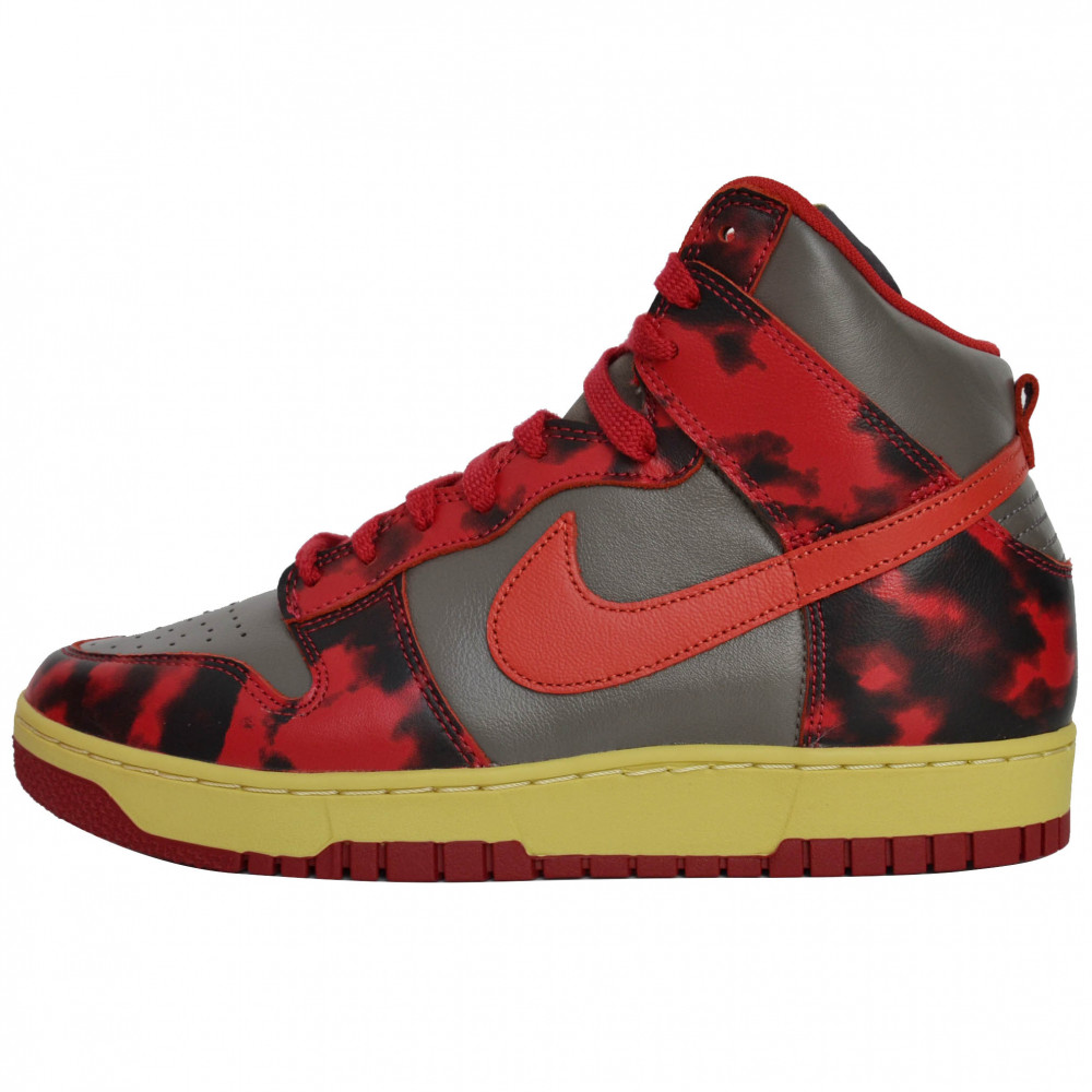 Nike Dunk Hi 1985 SP (Chile Red)